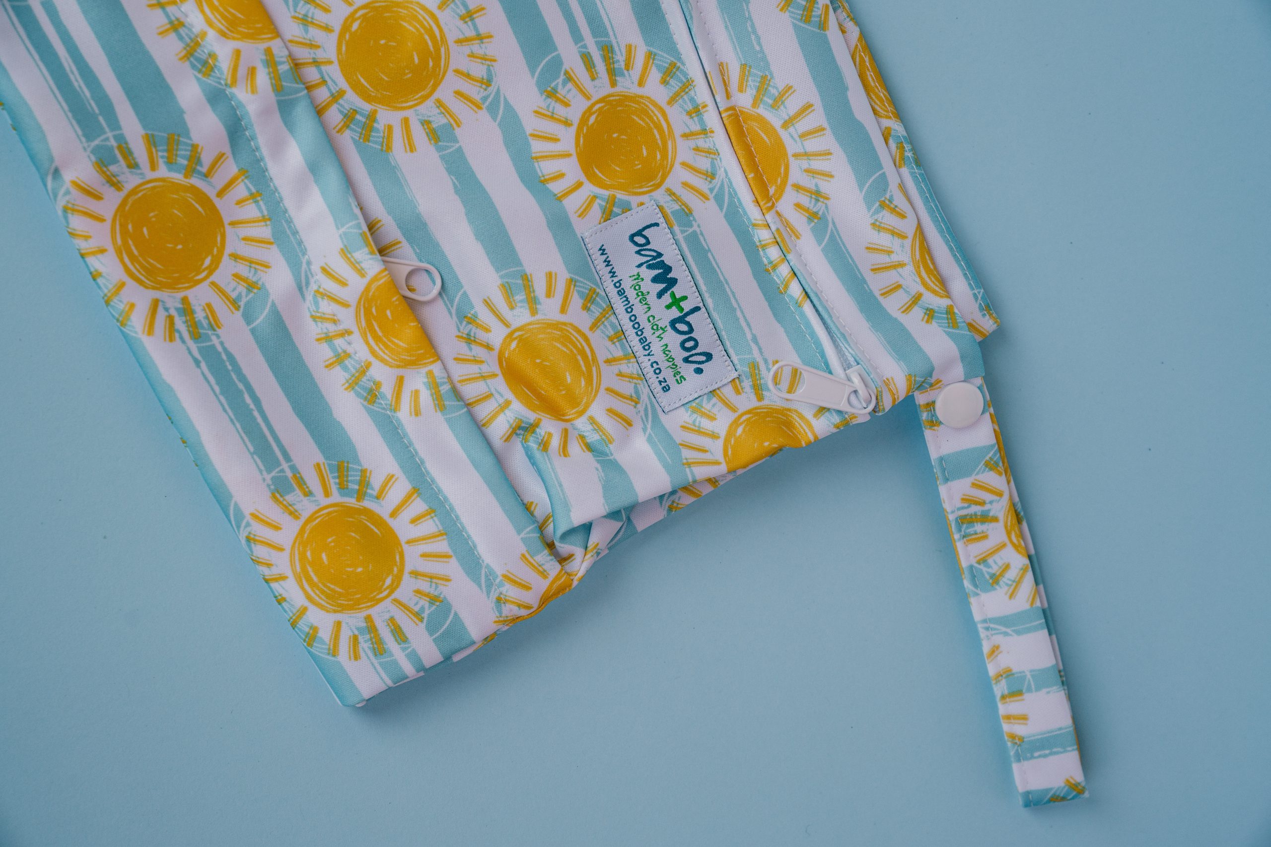 a close up of wet bag details